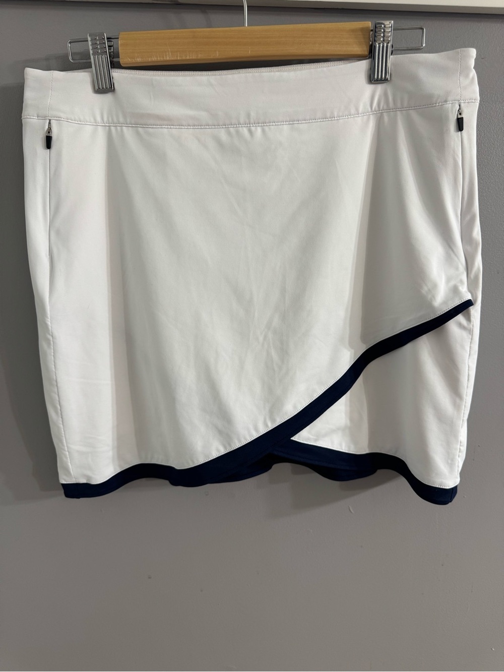 Peter Millar White Tennis Skort with Navy Trim